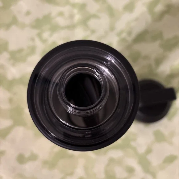 YETI Rambler 18 oz Bottle Stainless Steel with Chug Cap, Lowcountry Peach NWT - Picture 7 of 11